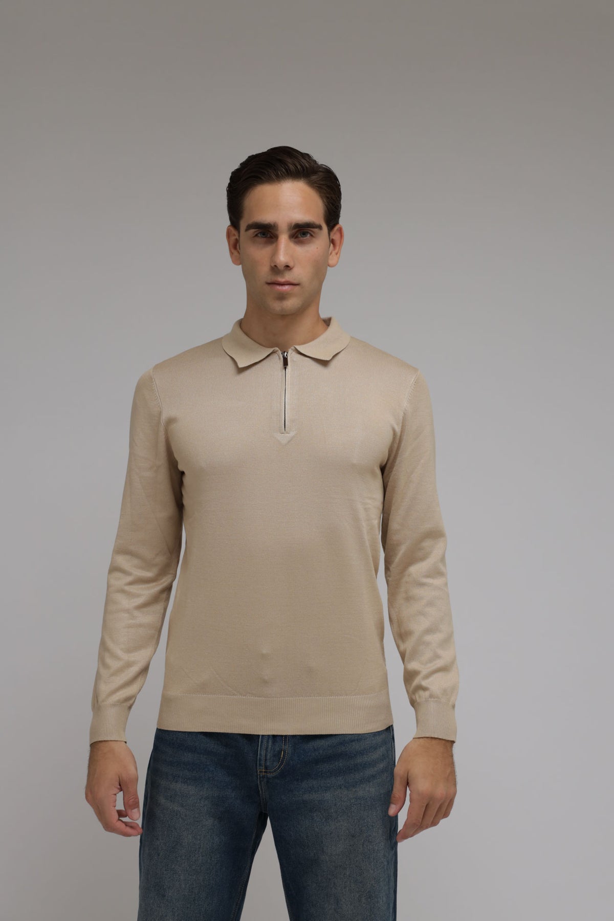 Polo con zip in maglia