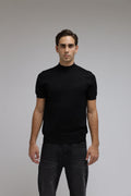 T-shirt accollata in Maglia